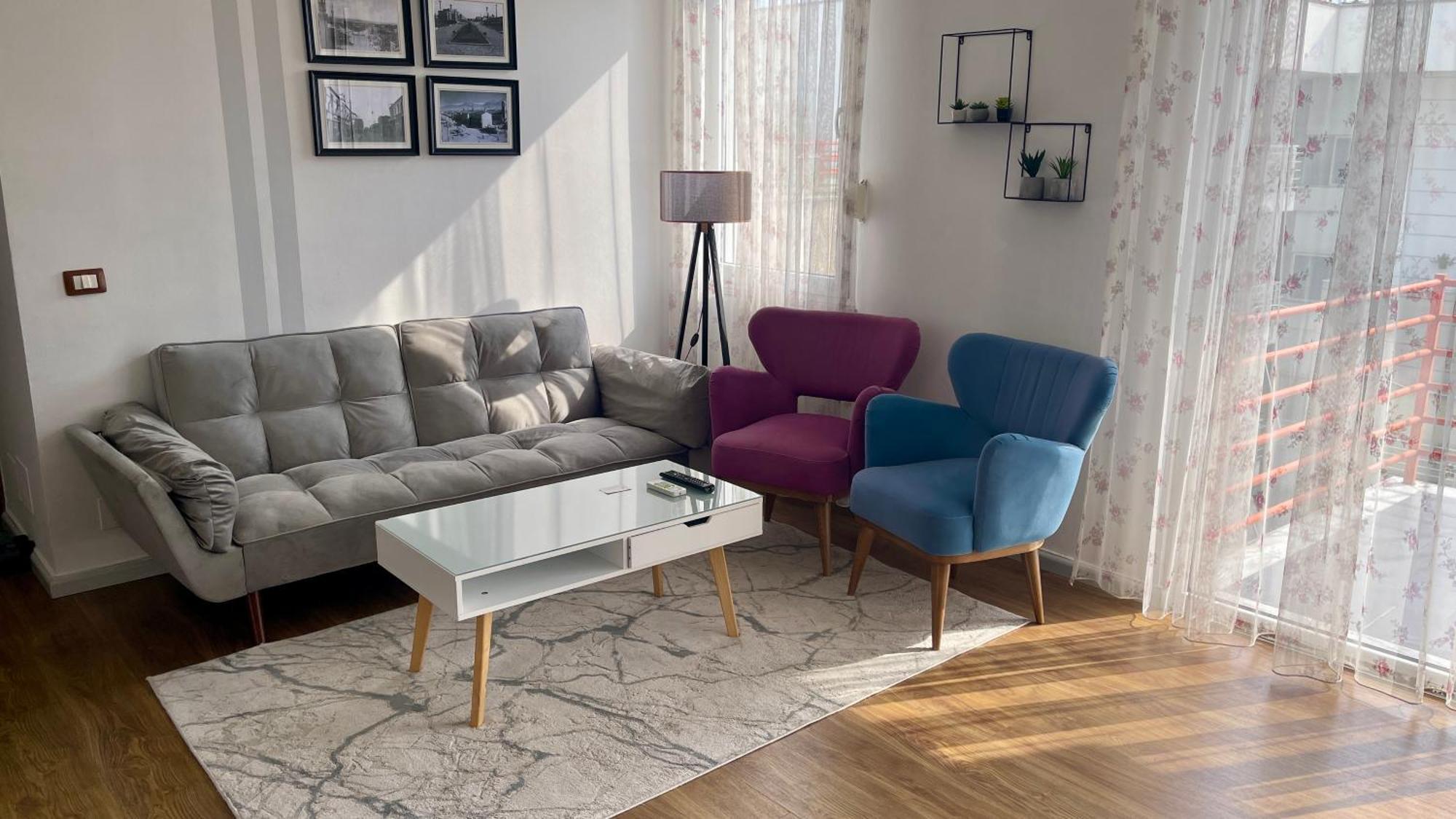 Apartamento 21° Bs Pazari City Center Comfort Tirana Exterior foto